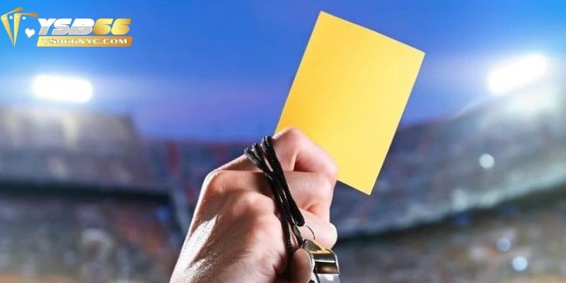 Các loại thẻ phạt trong bóng đá